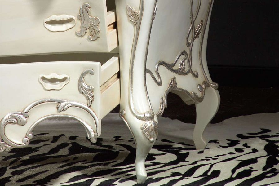 French Louis CV rococo dresser bottom drawer and legs