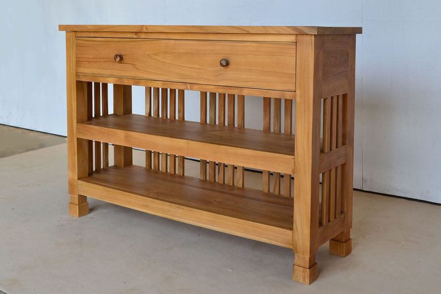Front right view of the console table, wooden slats eight side