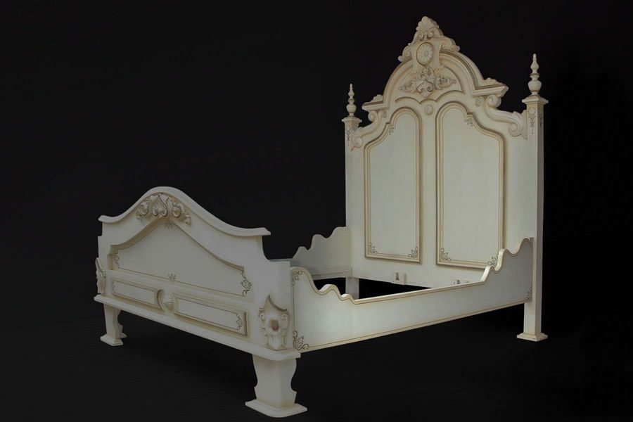 Plain apron enlightened with line engraving