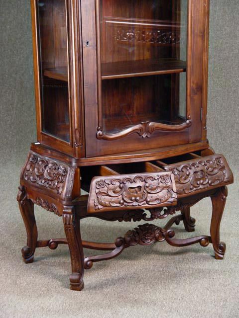 Late baroque vitrine 2 drawers pulled