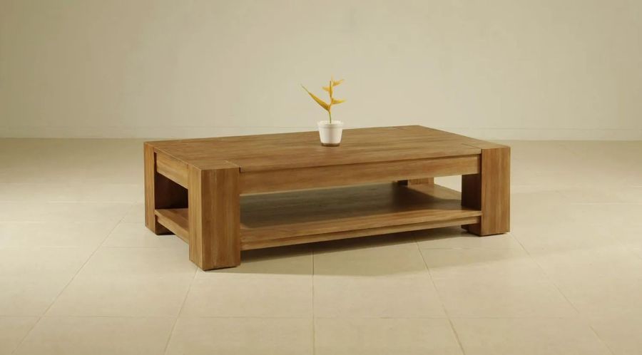 Plain solid wood sturdy legs coffee table coated with polyurethane