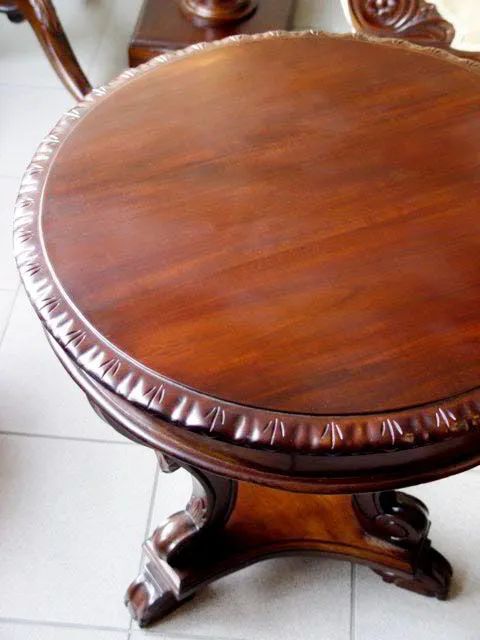 Chippendale tripod accent table