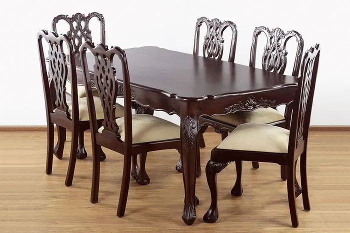 Chippendale dining furniture set