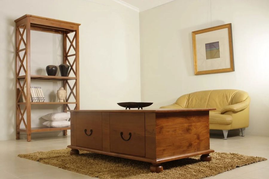 1 drawer on the back side of Bun feet coffee table 