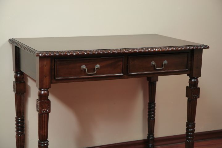 Front side detail of the colonial console table