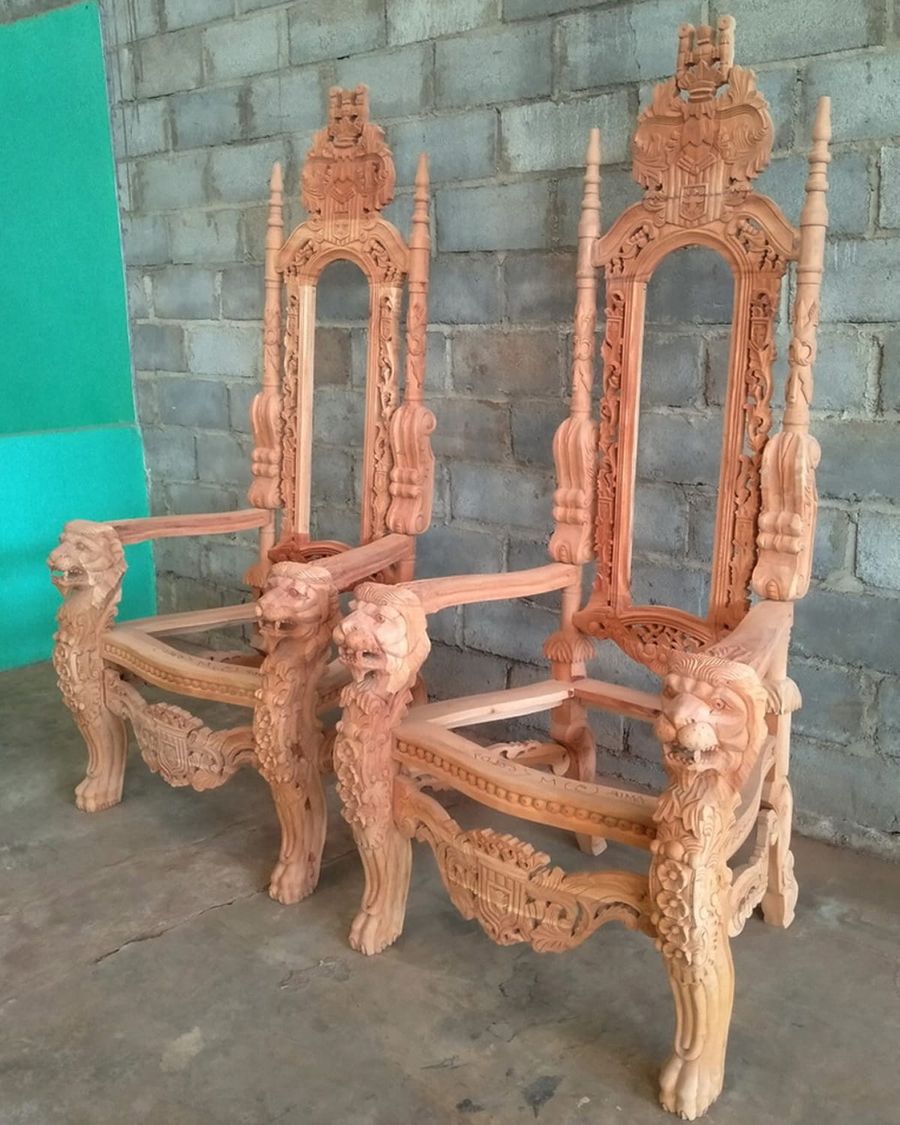 King chair frame handmade of mahogany