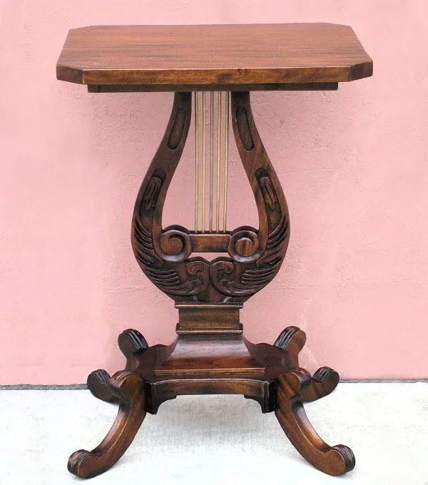 Lyre carving pedestal