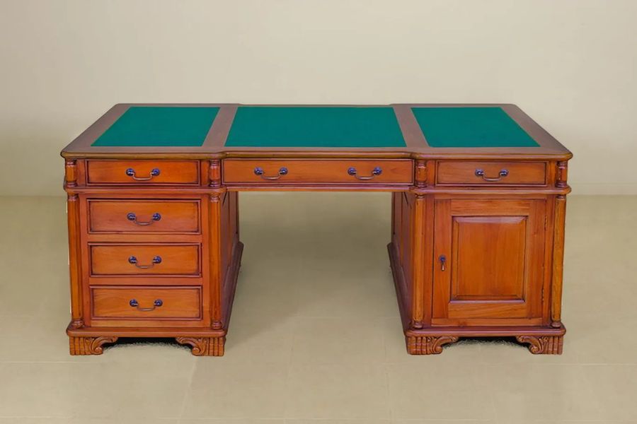 Front side detailed view of the Empire partner desk