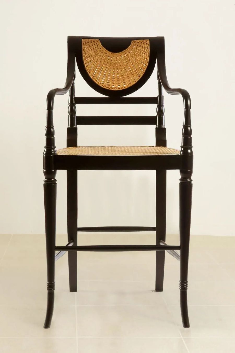 Front side detail of the Sheraton bar chair