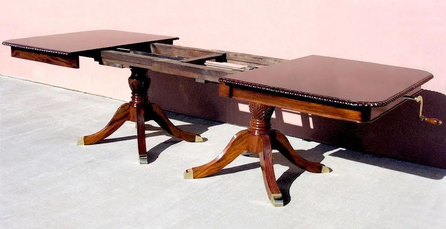 Extending mechanism using brass crank