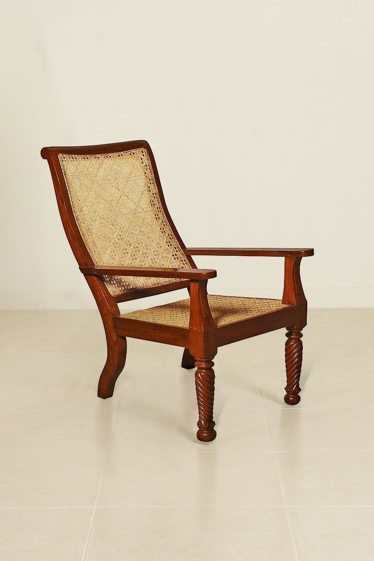 Spiral reed wood turning legs lazy chair