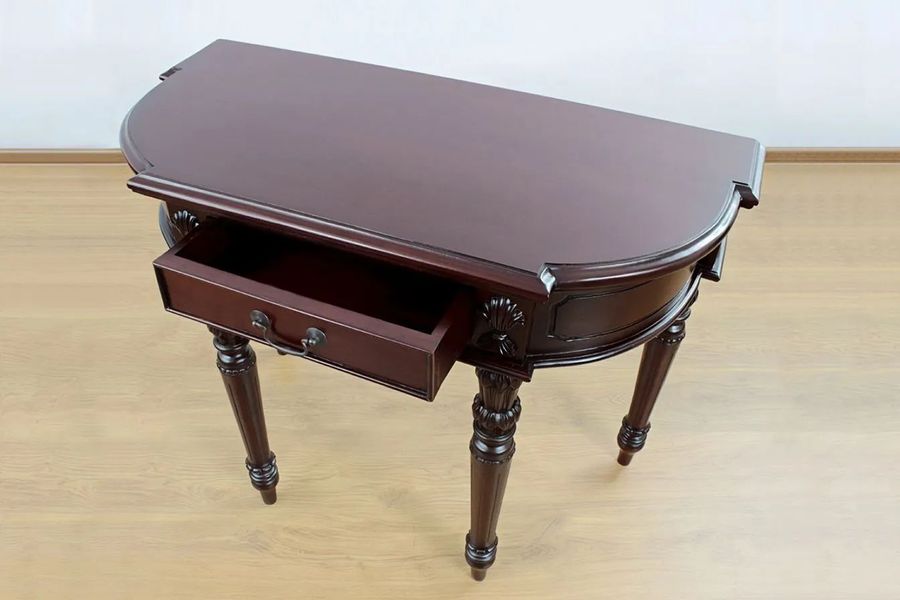 Dovetailed join drawer pulled out