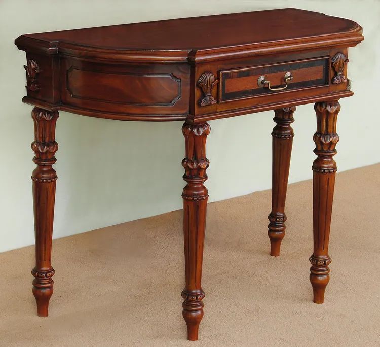 Mahogany fluted legs colonial console light brown finishes