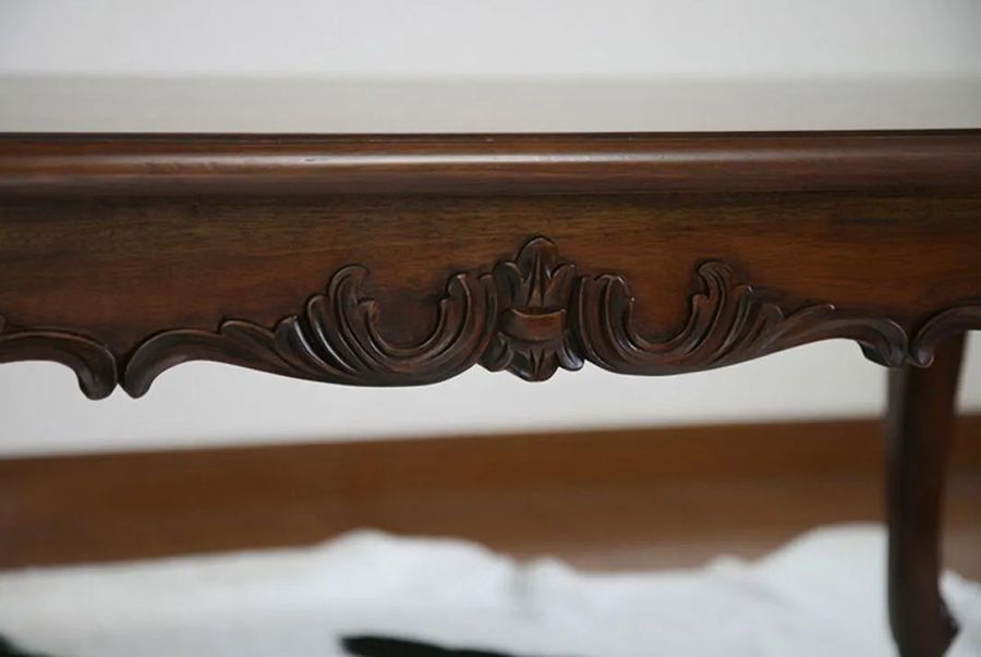 Foliage wood carving top apron decorations