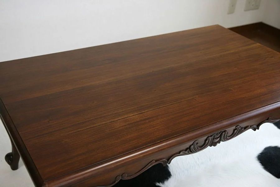 Plain top leaf bead moulding edges