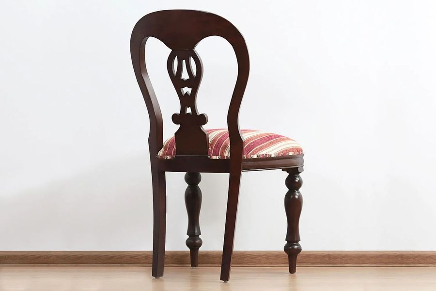 Fiddle backrest dining chair back side detailed view