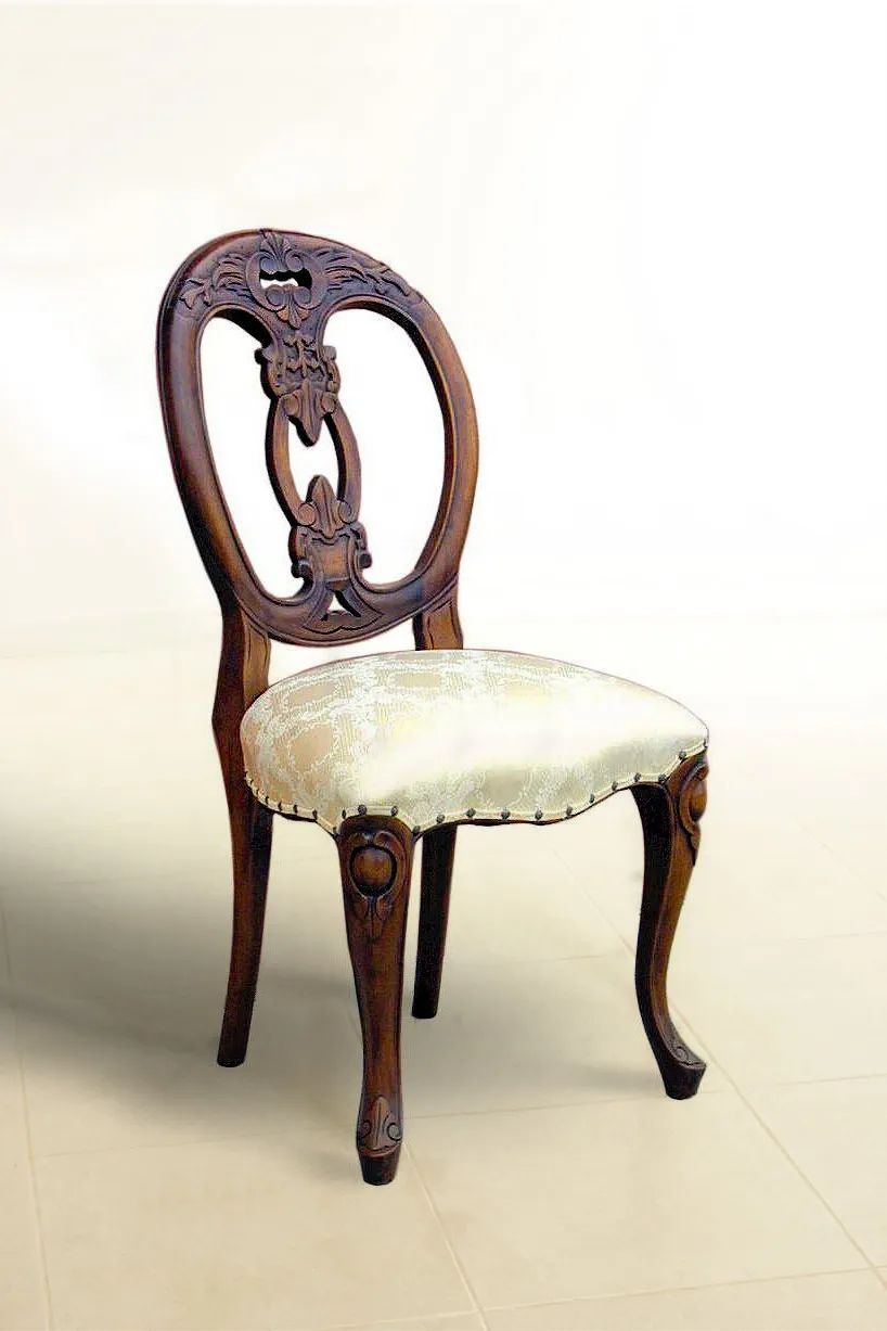 Fiddle back dining chair