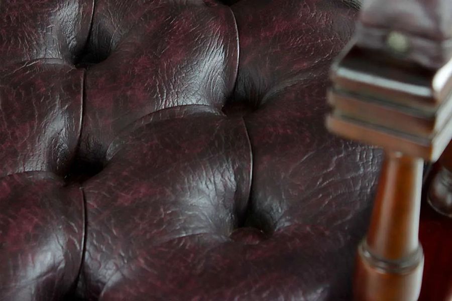 Diamond tufted upholstery detail