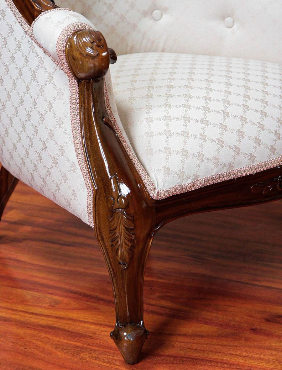 Scroll foot mahogany wood tub chair