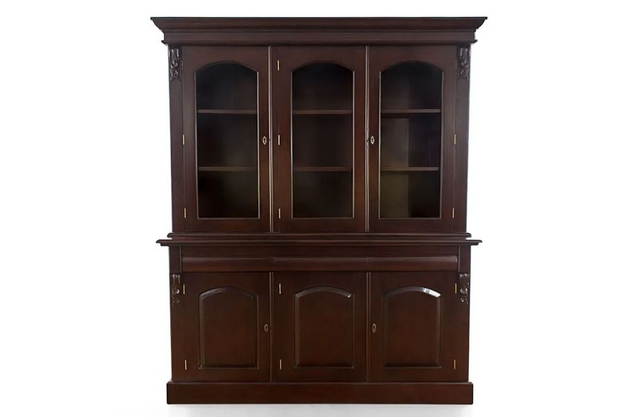 Front side detailed vie of Victorian bookcase 
