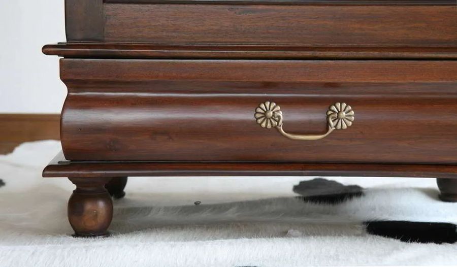 William and Mary vitrine drawers bottom