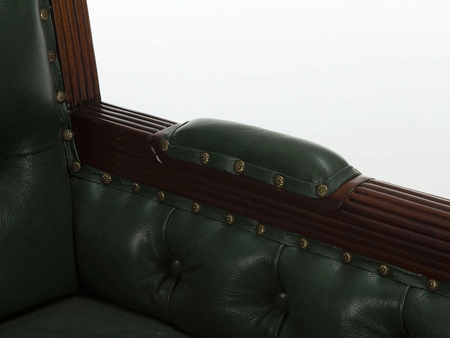 Manchette leather upholstery detail