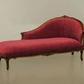 Louis XV chaise longue mahogany upholstered red velvet