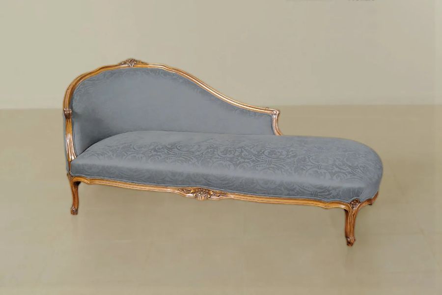 Louis XV chaise longue mahogany upholstered with blue fabric