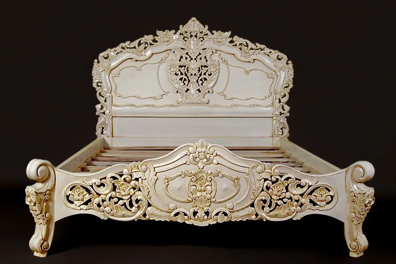White painted rococo bed wood slats mattress base