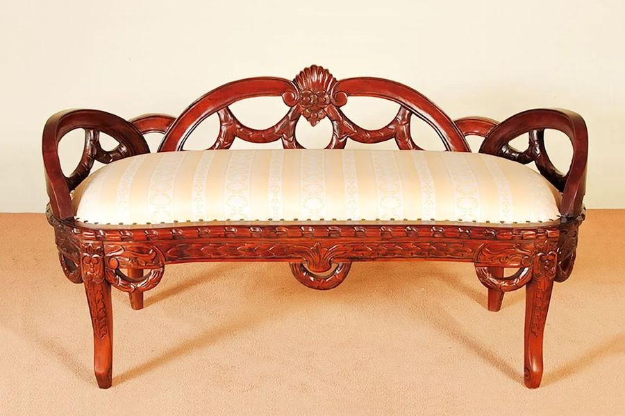 Red mahogany finishes Rococo bedroom bench