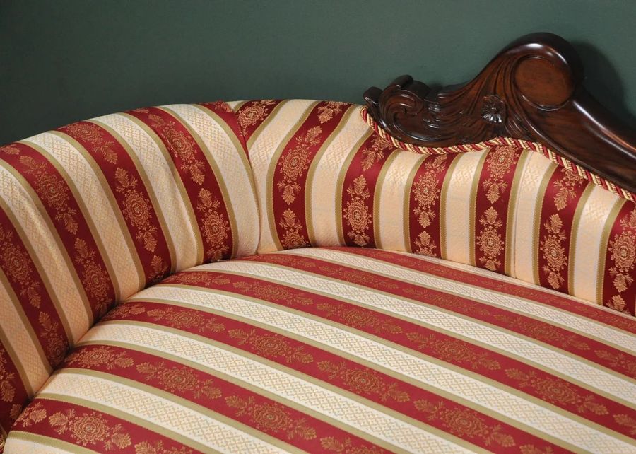Seat detail of the stripes fabric rococo sofa