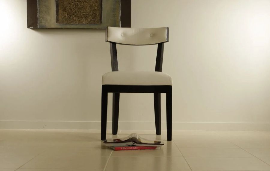 Front view of the hosea simple dining chair