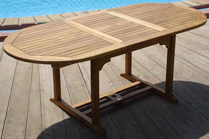 Oval extension dining table