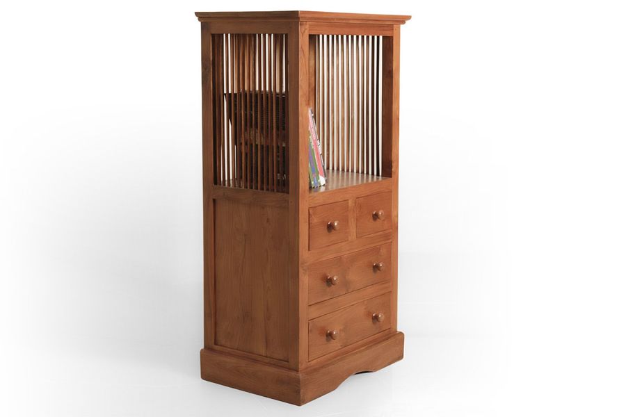 Small bookshelf full view.