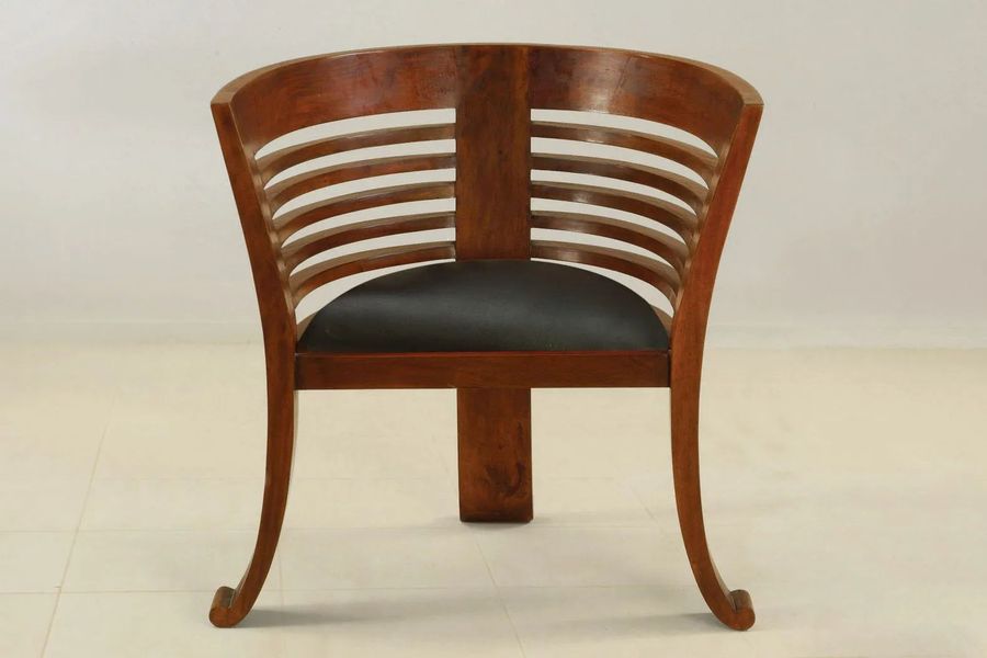 Cantique chair teak wood frame black leather seat
