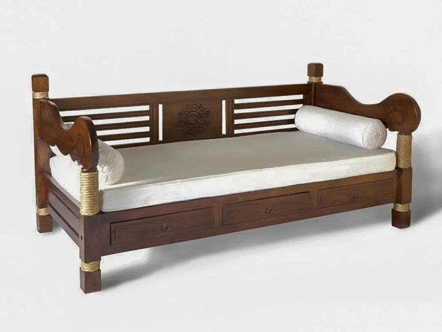 Indonesian original daybed handcrafted of teak solid wood