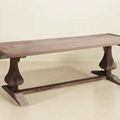 Onion pedestal dining table
