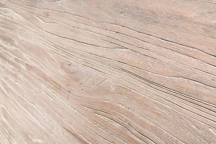The reclaimed teak wood grains detail