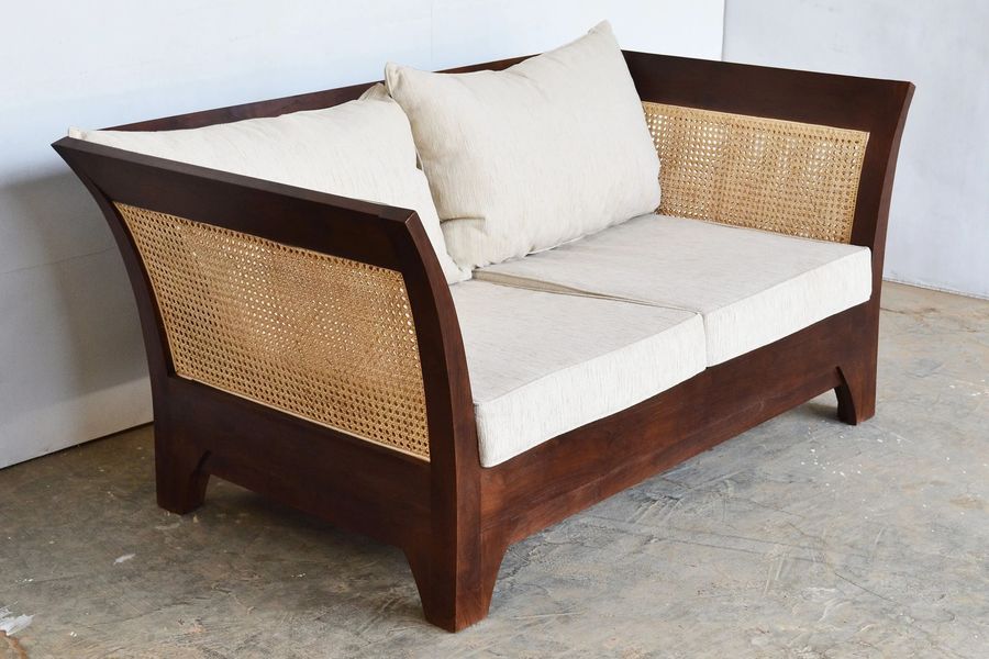 Loose cushion seat and backrest detail of the teak rattan sofa