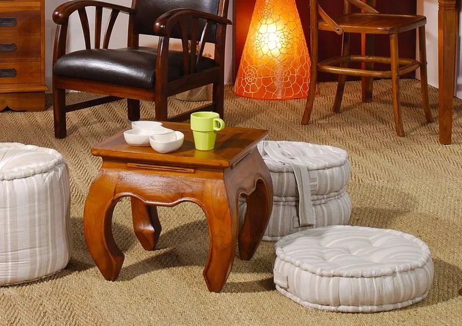Opium small side table with floor pillows