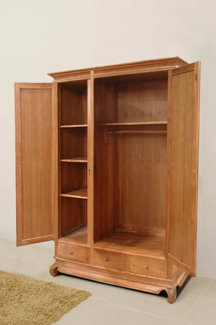 Opium wardrobe 3 doors teak wood