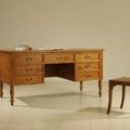 Colonial bureau with a chair