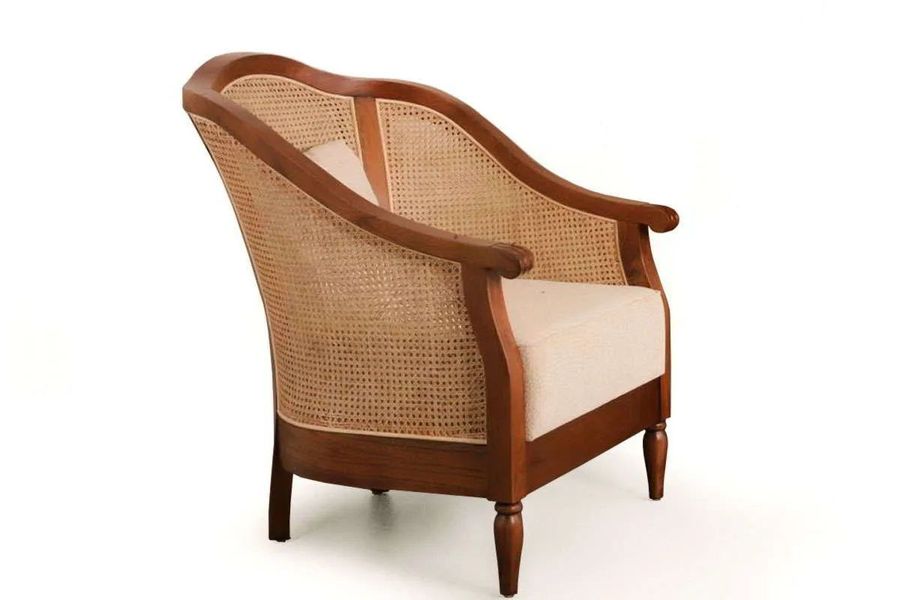 Plantation club chair rattan sides