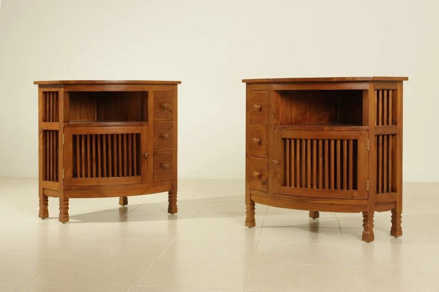 Trellis corner buffet paired