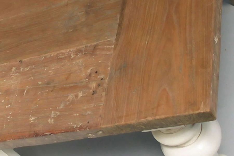 Reclaimed wood coffee table top leaf