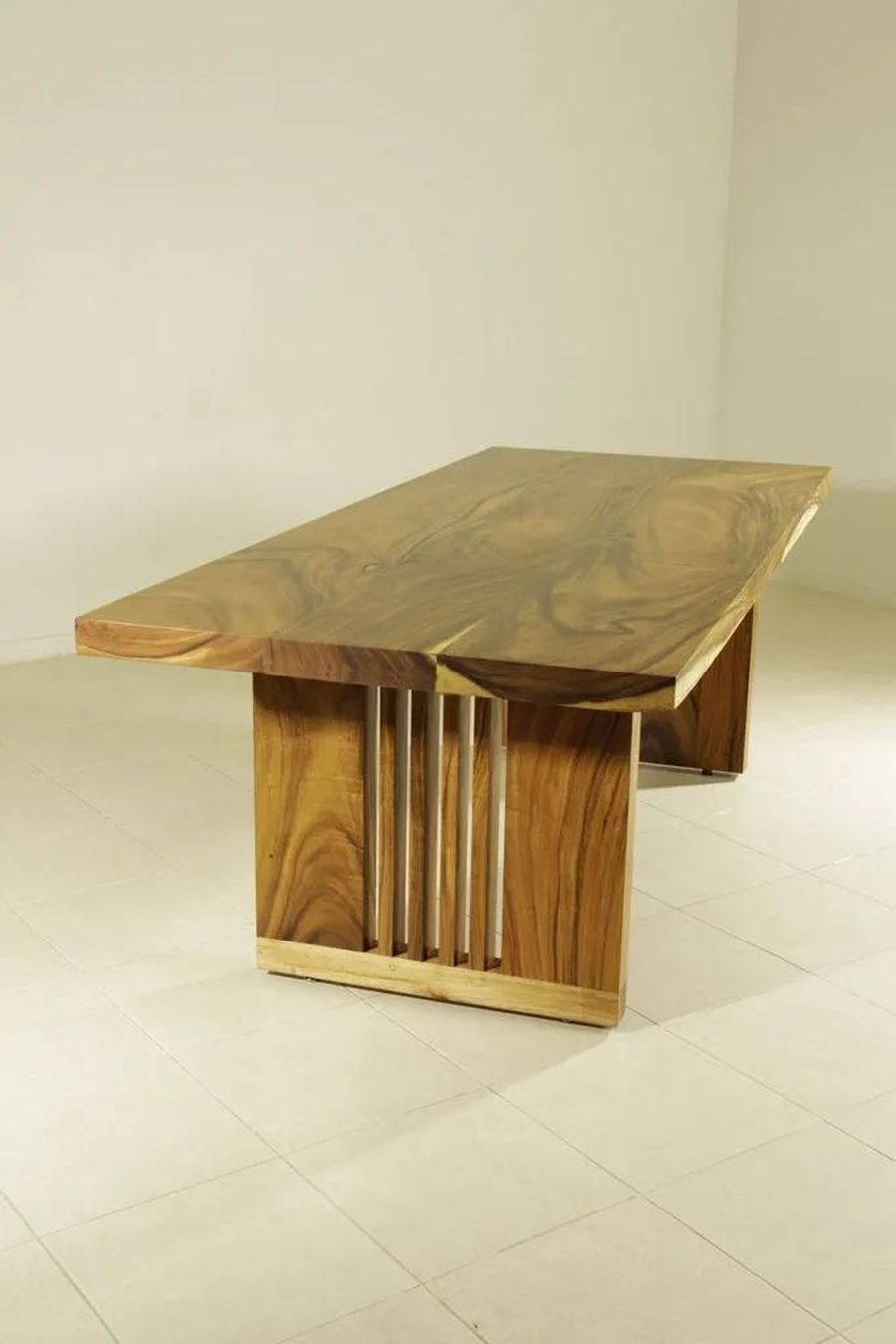 Mission bars pedestal left side of the table