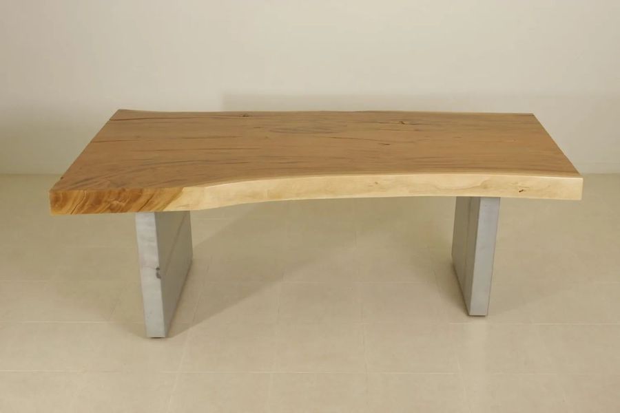 Silver painted pedestals detail